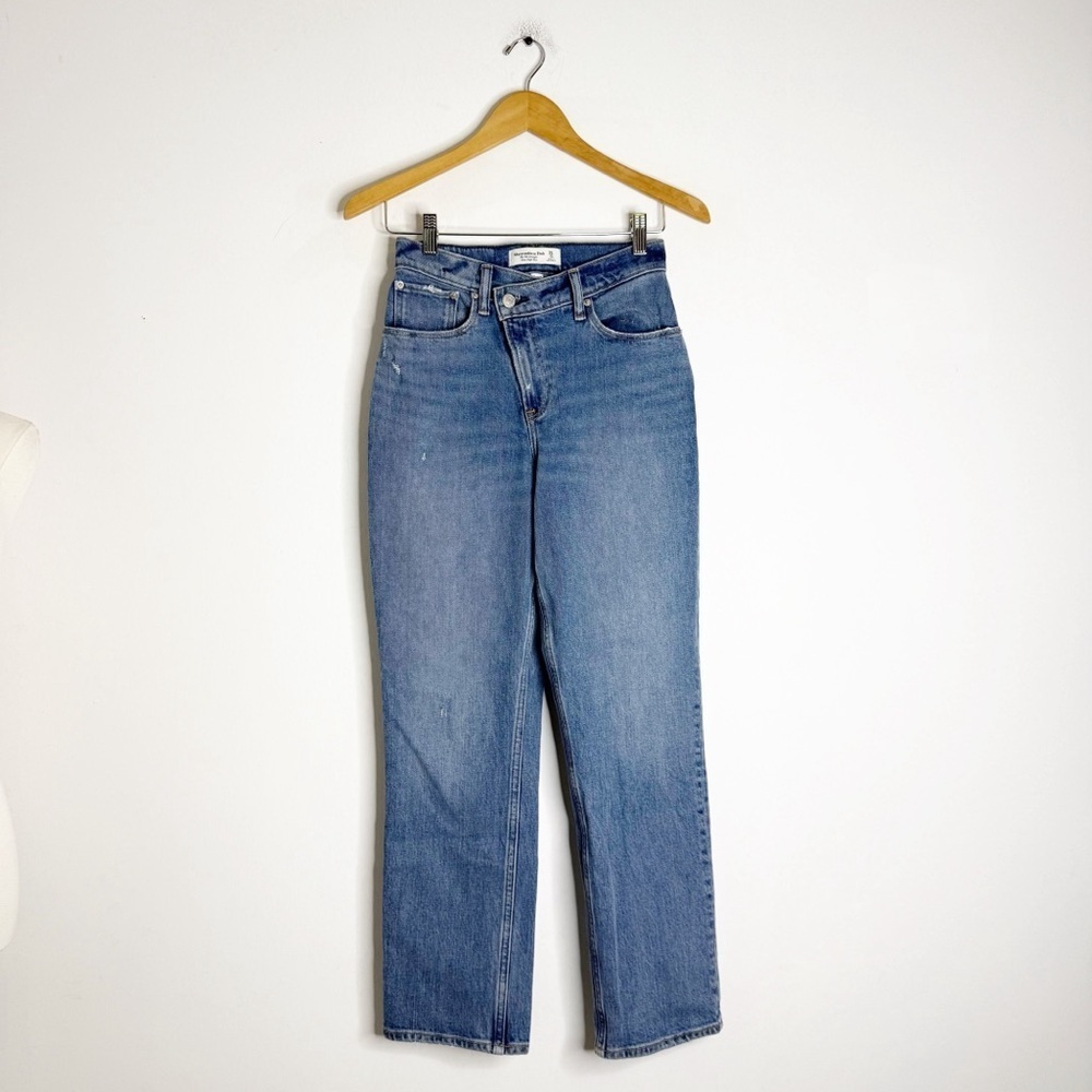 Abercrombie & Fitch Jeans Curve Love 90s Straight Ultra High Rise 25 / 0 Short